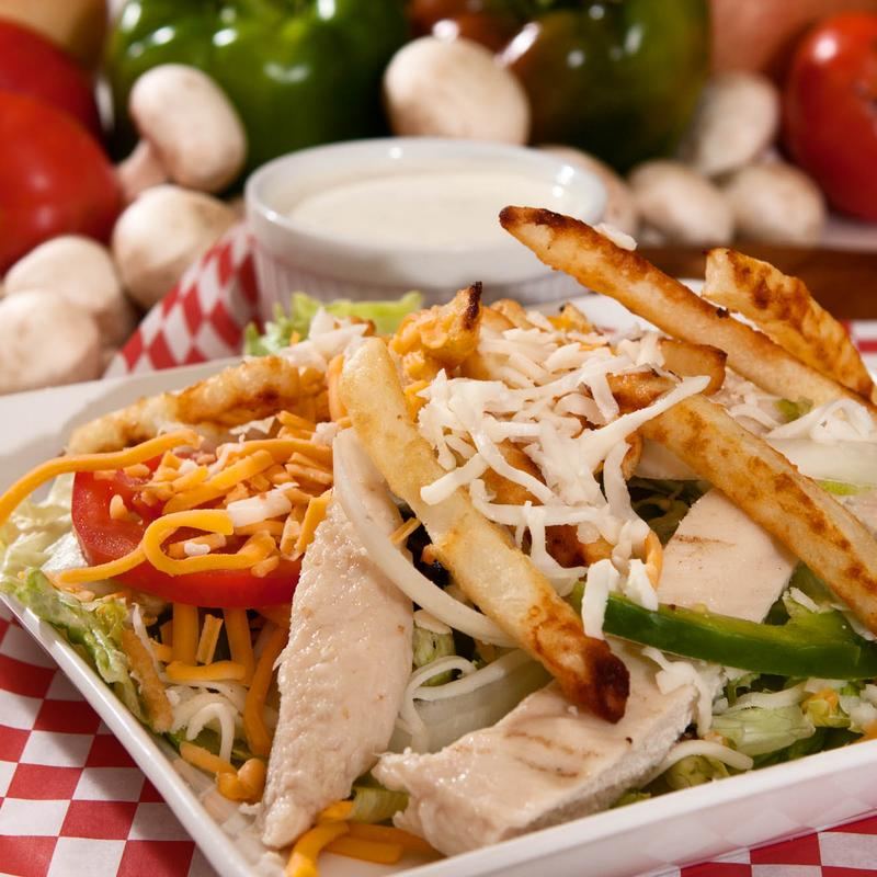 Grilled chicken salad from Pizza iQ